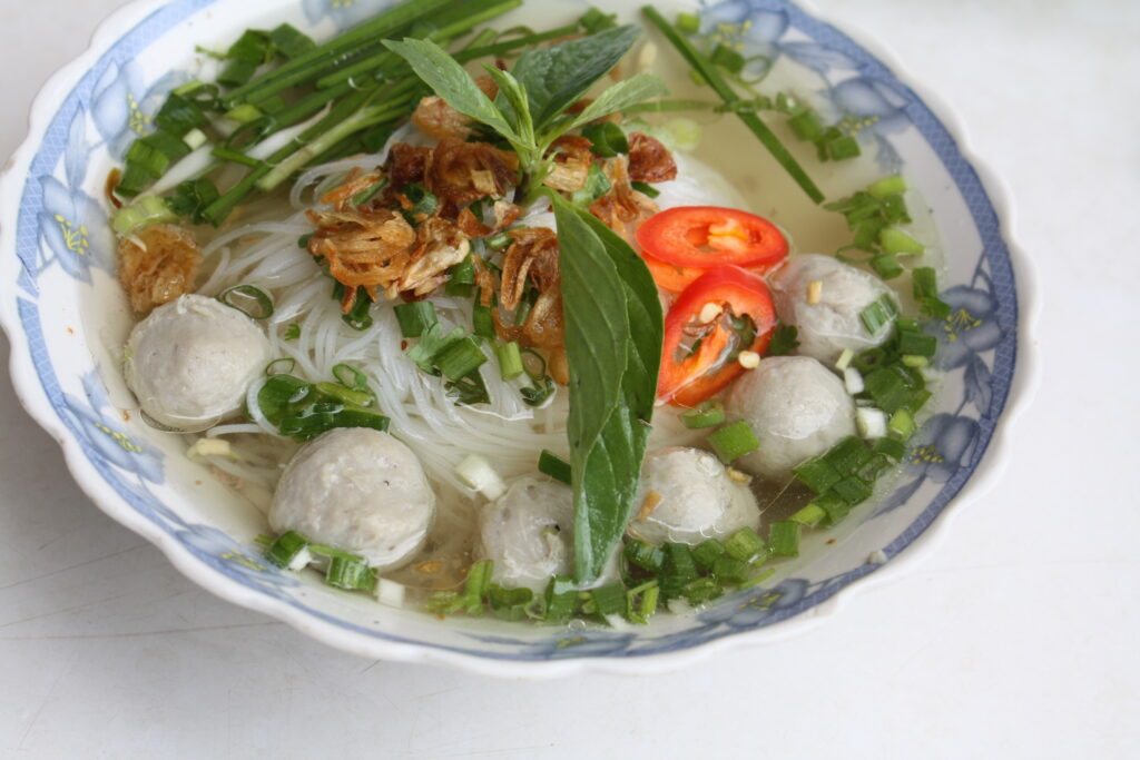 Tô Hủ tíu Bò Viên Huyền Thoại